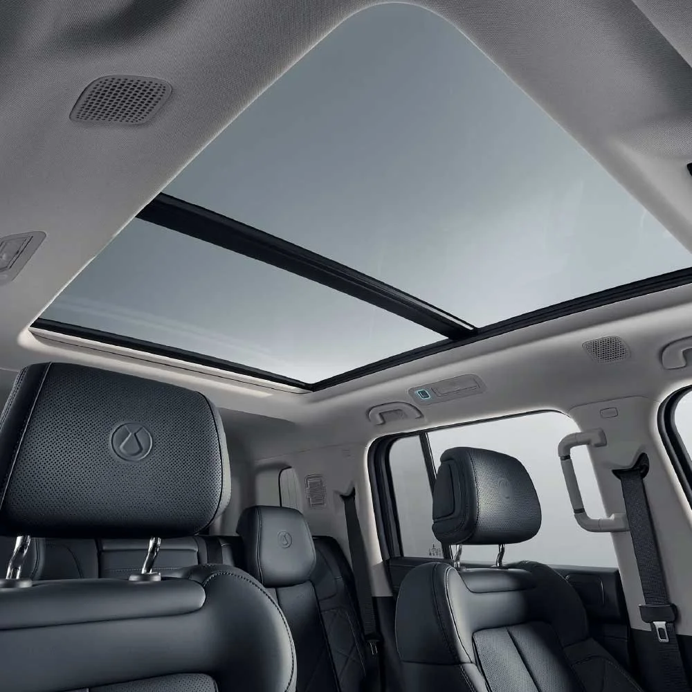 Panoramic sunroof DENZA B5
